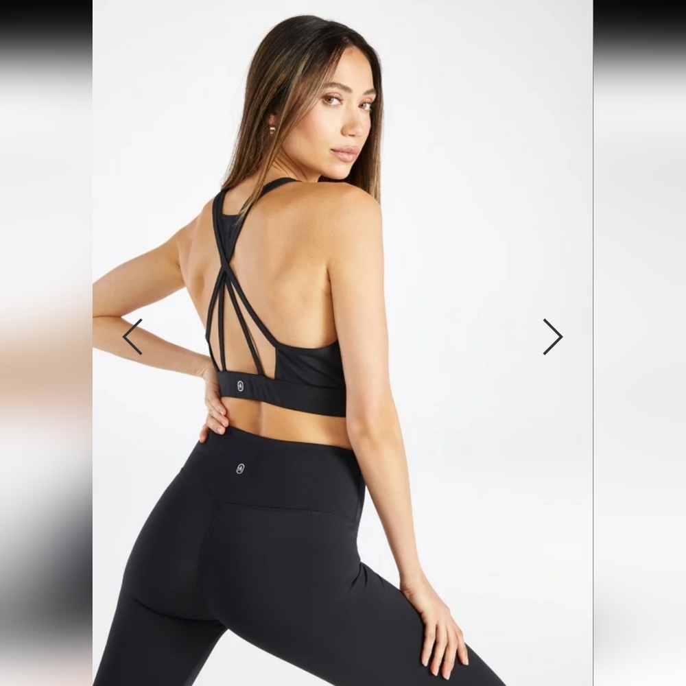 NWOT JustFab Black Sportsbra With Crisscross straps, High Impact sports Bra XXL